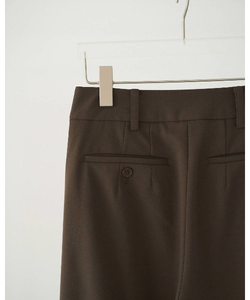anuke（アンヌーク）の「Doubletuck Wide Pants 62610703（その他パンツ・レディース・ブラウン/オフホワイト・38/36）」の9枚目の写真