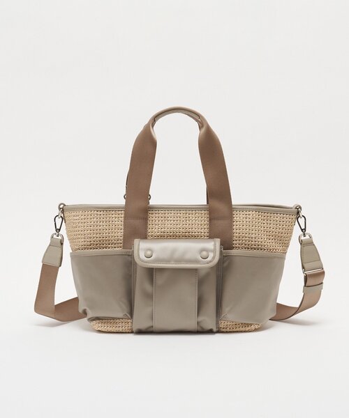 russet(ラシット)の「ナイロンラフィア×クラウズナイロン コンビ2WAYトートバッグ(トートバッグ・レディース・ブラック/アイボリー・FREE)」の3枚目の写真