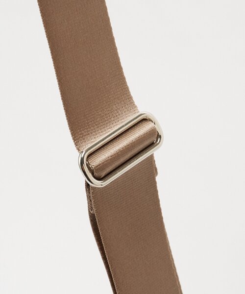 russet(ラシット)の「ナイロンラフィア×クラウズナイロン コンビ2WAYトートバッグ(トートバッグ・レディース・ブラック/アイボリー・FREE)」の8枚目の写真