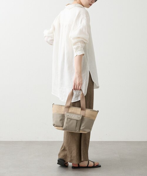 russet(ラシット)の「ナイロンラフィア×クラウズナイロン コンビ2WAYトートバッグ(トートバッグ・レディース・ブラック/アイボリー・FREE)」の21枚目の写真