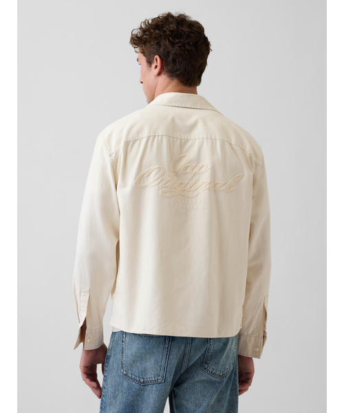 GAP(ギャップ)の「リラックス ストレートヘム キャンバス ユーティリティシャツ(シャツ/ブラウス・メンズ・ベージュ/ブルー・XL/S/XS/M/L)」の2枚目の写真