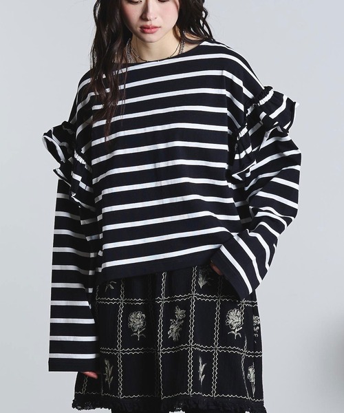 ROSE BUD(ローズバッド)の「(mag.by c)FRILL STRIPE L/S TOP(Tシャツ/カットソー・レディース・ブラック/ホワイト・ONE SIZE)」の2枚目の写真