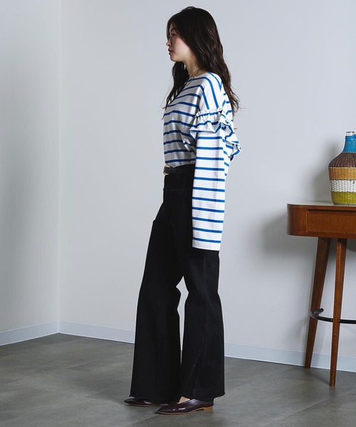 ROSE BUD(ローズバッド)の「(mag.by c)FRILL STRIPE L/S TOP(Tシャツ/カットソー・レディース・ブラック/ホワイト・ONE SIZE)」の4枚目の写真