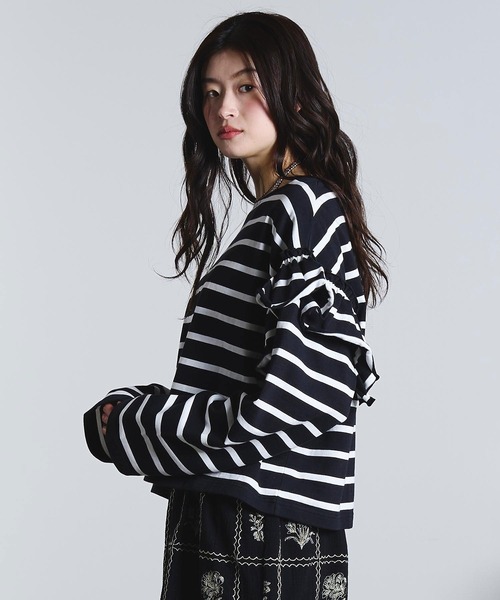 ROSE BUD(ローズバッド)の「(mag.by c)FRILL STRIPE L/S TOP(Tシャツ/カットソー・レディース・ブラック/ホワイト・ONE SIZE)」の9枚目の写真