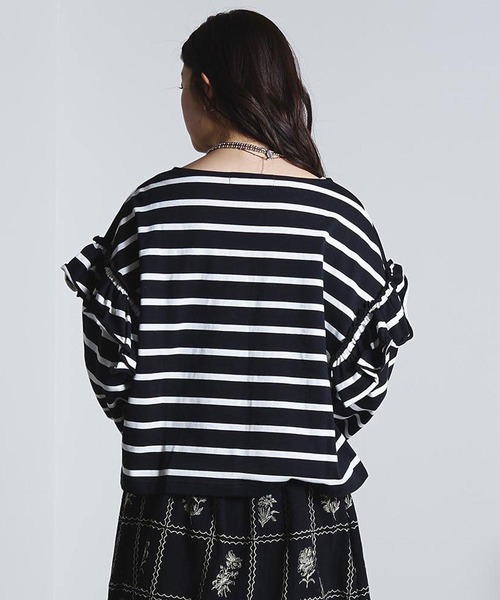 ROSE BUD(ローズバッド)の「(mag.by c)FRILL STRIPE L/S TOP(Tシャツ/カットソー・レディース・ブラック/ホワイト・ONE SIZE)」の10枚目の写真