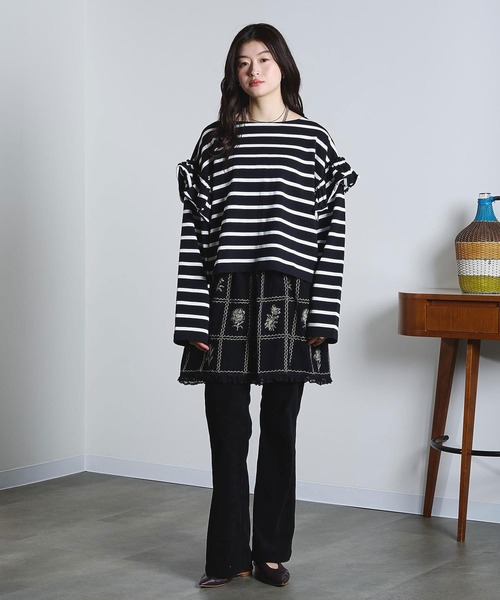 ROSE BUD(ローズバッド)の「(mag.by c)FRILL STRIPE L/S TOP(Tシャツ/カットソー・レディース・ブラック/ホワイト・ONE SIZE)」の11枚目の写真