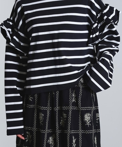 ROSE BUD(ローズバッド)の「(mag.by c)FRILL STRIPE L/S TOP(Tシャツ/カットソー・レディース・ブラック/ホワイト・ONE SIZE)」の14枚目の写真