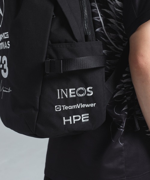 Y-3（ワイスリー）の「Y-3 MERCEDES-AMG PETRONAS FORMULA 1 TEAM BACKPACK（バックパック/リュック・メンズ・ブラック・ONE SIZE）」の4枚目の写真