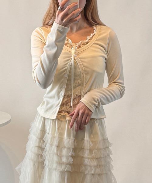 Emilie(エミリー)の「フェイクレイヤード カーディガン風 プルオーバートップス(Tシャツ/カットソー・レディース・ピンク/グレー/アイボリー/ライトブルー・FREE)」の5枚目の写真