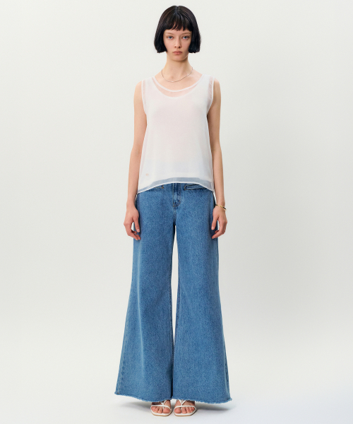 MAYVERU(メイバーユー)の「hegg sleeveless blouse _ Ivory(シャツ/ブラウス・レディース・その他・FREE)」の2枚目の写真