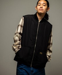 430（フォーサーティ）の「mcg3801- PAD LINER VEST インサレートベスト(26-077)（ベスト）」