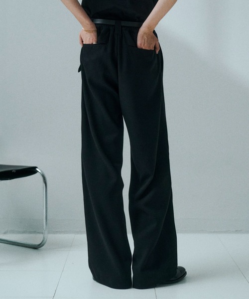 soerte（ソエルテ）の「Essential Minimal Straight Slacks / エッセンシャルミニマルストレートスラックス（スラックス・メンズ・ブラック/チャコールグレー/ブラウン・1/3/2）」の13枚目の写真