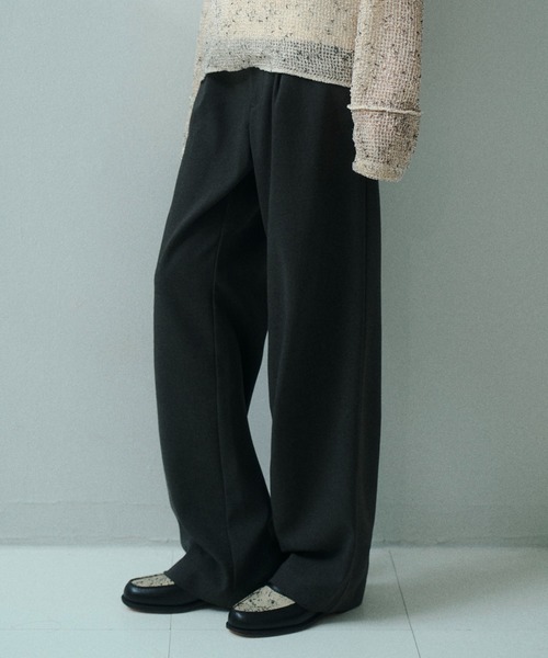 soerte（ソエルテ）の「Essential Minimal Straight Slacks / エッセンシャルミニマルストレートスラックス（スラックス・メンズ・ブラック/チャコールグレー/ブラウン・1/3/2）」の14枚目の写真