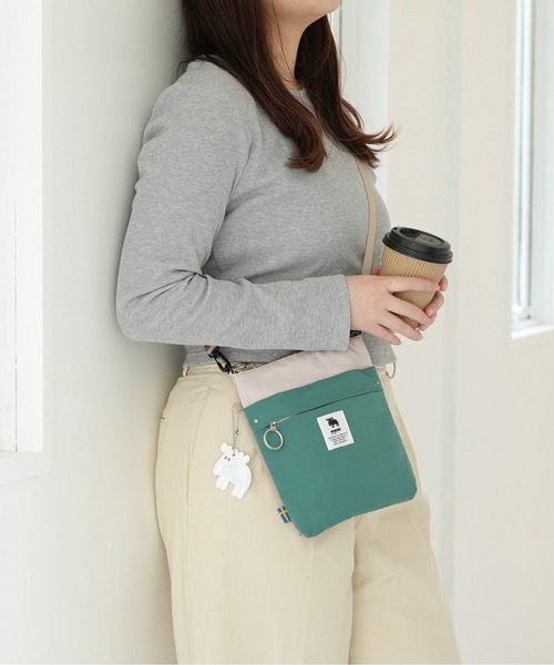 moz(モズ)の「【moz/モズ】 SAC'S BAR別注 うすマチショルダーバッグ(ショルダーバッグ・レディース・その他4/その他1/その他3/その他2・FREE)」の1枚目の写真