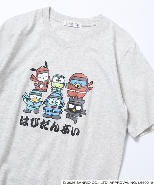 sanrio(サンリオ)の「サンリオキャラクターズ 和柄天竺半袖Tシャツ(Tシャツ/カットソー・レディース・ホワイト/ブラック/ブルーグレー/オートミール・LL/L/M)」の1枚目の写真