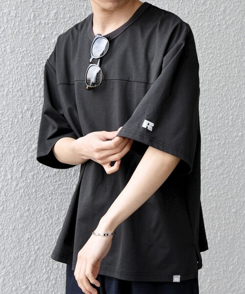 Russell Athletic（ラッセルアスレティック）の「【SHIPS any別注】RUSSELL ATHLETIC:〈吸水速乾/抗菌防臭〉Dri-Power(R) フットボール Tシャツ◇（Tシャツ/カットソー・メンズ・ホワイト/ライトブルー/ブラック/ダークグレー・X-LARGE/LARGE/MEDIUM）」の4枚目の写真