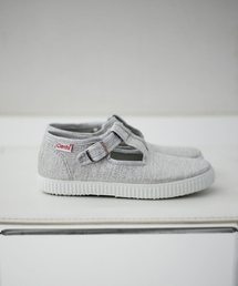 Cienta（シエンタ）の「【Cienta/シエンタ】別注 ラメTストラップスニーカー kids（スニーカー）」