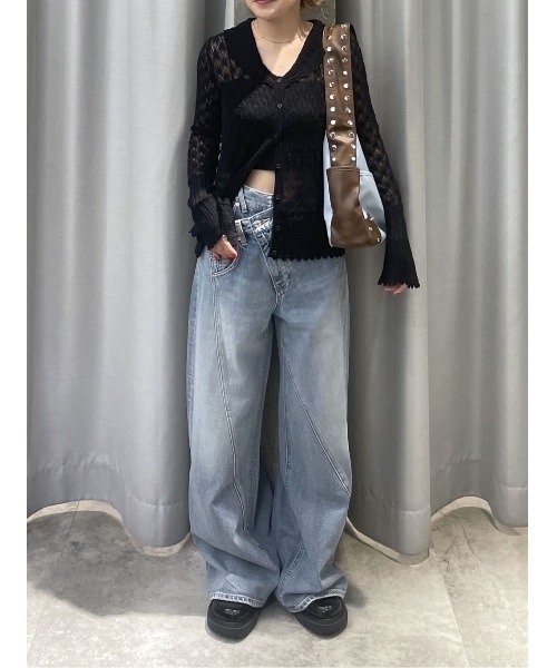 SLY(スライ)の「FRILL OPENWORK KNITTING C/D フリルオープンワークニッティングカーディガン 春服 夏服(カーディガン/ボレロ・レディース・オフホワイト/ブラック/レッド・FREE)」の6枚目の写真