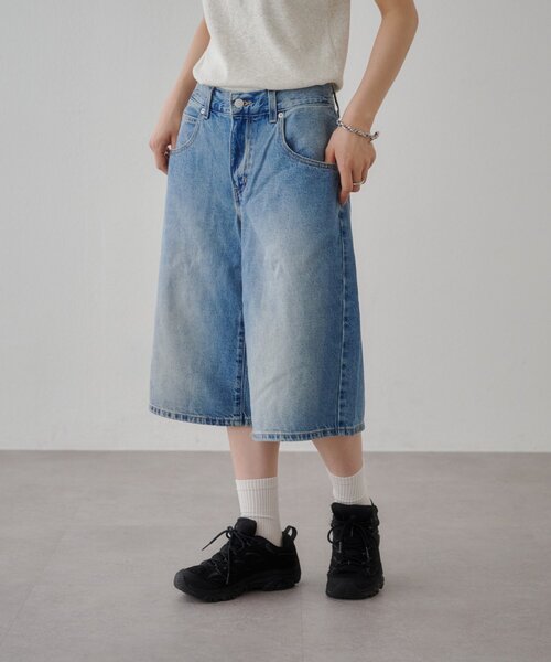 DISCOAT（ディスコート）の「Levi's SUPPER BAGGY JORT（デニムパンツ・レディース・サックスブルー・27cm/26cm）」の7枚目の写真