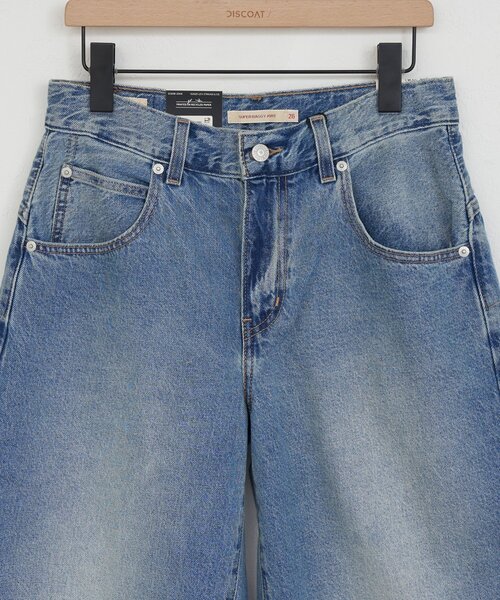 DISCOAT（ディスコート）の「Levi's SUPPER BAGGY JORT（デニムパンツ・レディース・サックスブルー・27cm/26cm）」の10枚目の写真
