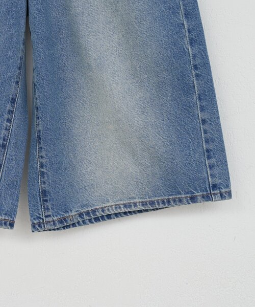 DISCOAT（ディスコート）の「Levi's SUPPER BAGGY JORT（デニムパンツ・レディース・サックスブルー・27cm/26cm）」の12枚目の写真