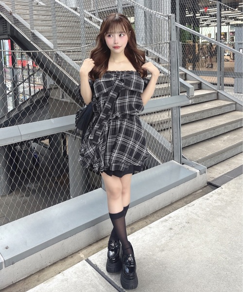 one way(ワンウェイ)の「2wayリボンペプラムワンピース(ワンピース・レディース・ホワイト系その他/ブラック系その他/ブラック/ホワイト系その他2/ブラック系その他2・FREE)」の6枚目の写真