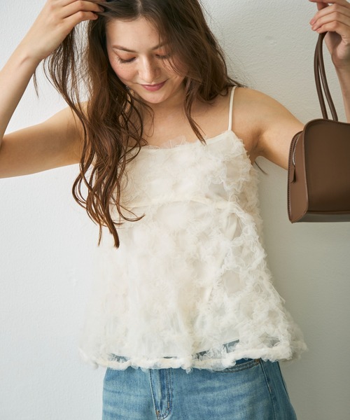 Lunea(ルネア)の「フラワーチュールペプラムキャミソール / flower tulle peplum camisole(キャミソール・レディース・アイボリー/ピンク・FREE)」の3枚目の写真