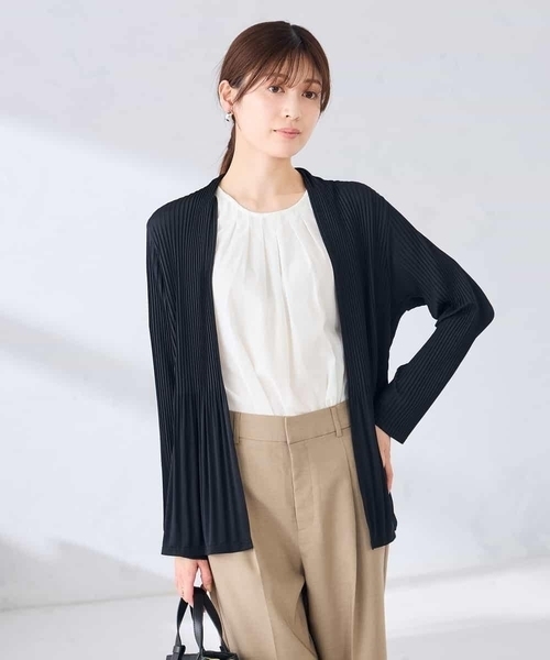 a.v.v（アーヴェヴェ）の「【UVカット】プリーツトッパーカーディガン（カーディガン/ボレロ・レディース・ネイビー/ホワイト・40/38）」の17枚目の写真