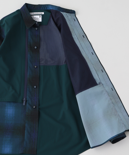 WHITE MOUNTAINEERING(ホワイトマウンテニアリング)の「White Mountaineering OMBRE CHECK MID GUSSET SLEEVE SHIRT(シャツ/ブラウス・メンズ・ネイビー・3/2)」の4枚目の写真