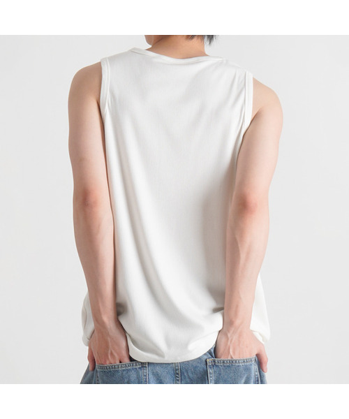 BUTTON SEOUL(ボタンソウル)の「ソフトタッチベーシックスリーブレス(3カラー)(Tシャツ/カットソー・メンズ・ブラック/ホワイト/ピンク・MEDIUM/LARGE/X-LARGE)」の2枚目の写真