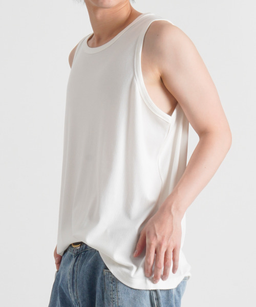 BUTTON SEOUL(ボタンソウル)の「ソフトタッチベーシックスリーブレス(3カラー)(Tシャツ/カットソー・メンズ・ブラック/ホワイト/ピンク・MEDIUM/LARGE/X-LARGE)」の7枚目の写真