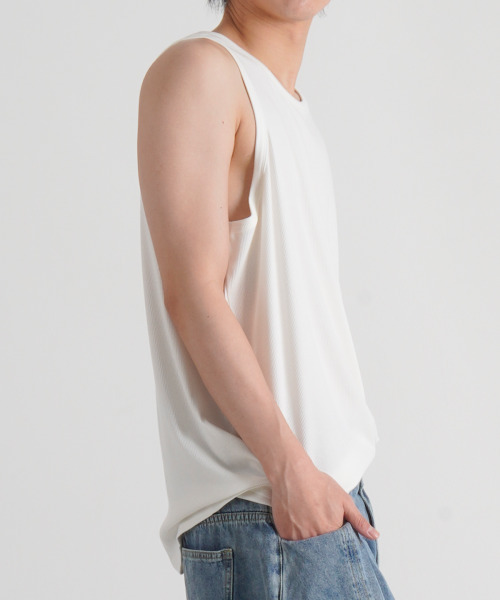BUTTON SEOUL(ボタンソウル)の「ソフトタッチベーシックスリーブレス(3カラー)(Tシャツ/カットソー・メンズ・ブラック/ホワイト/ピンク・MEDIUM/LARGE/X-LARGE)」の9枚目の写真