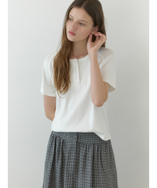 THEMITTEN（ザ・ミトン）の「Sable lace half t-shirt (ivory)（Tシャツ/カットソー・レディース・その他・FREE）」の5枚目の写真