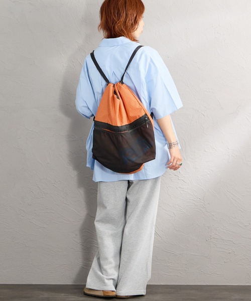 POLeR（ポーラー）の「【WEB限定】[POLeR/ポーラー] KNAPSACK2.0 ナイロンバックパック（バックパック/リュック・レディース・オレンジ/ブラック/グリーン・ONE SIZE）」の15枚目の写真
