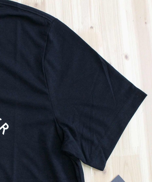 TOMMY HILFIGER(トミーヒルフィガー)の「スタンダードロゴ グラフィックTシャツ S/S CREW NECK(Tシャツ/カットソー・メンズ・ネイビー/ホワイト/クリーム・XL/L/M)」の5枚目の写真