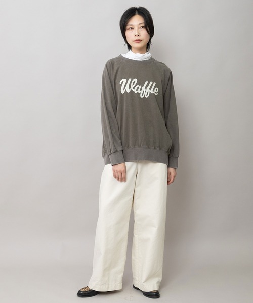 Munich（ミューニック）の「コットンジャージ「waffle」ロゴプリント ドルマンスリーブスウェット（Tシャツ/カットソー・レディース・カーキ/ベージュ/ブラック・FREE）」の8枚目の写真