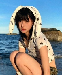 耳フード付き星柄短丈ジップTシャツ スター柄ピチT