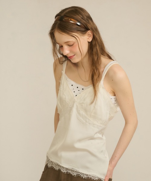 hazyl(ヘイジル)の「cross lace camisole / クロスレースキャミソール(キャミソール・レディース・ブラウン系その他/クリーム・フリー)」の14枚目の写真