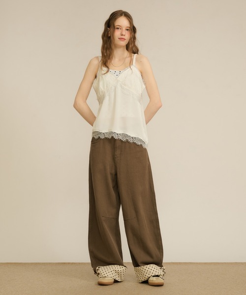 hazyl(ヘイジル)の「cross lace camisole / クロスレースキャミソール(キャミソール・レディース・ブラウン系その他/クリーム・フリー)」の6枚目の写真