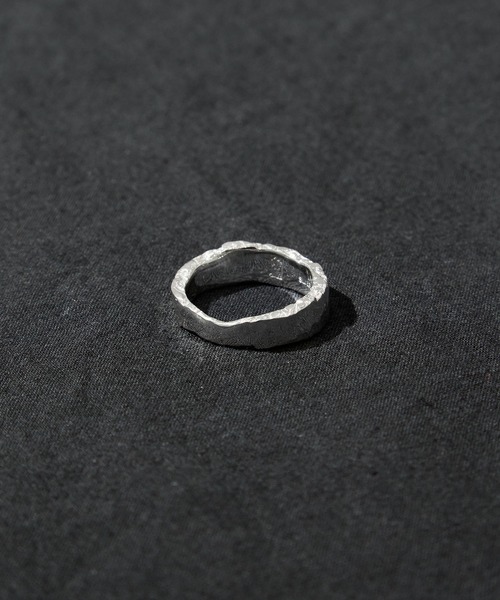 gifthand(ギフトハンド)の「【gifthand/ギフトハンド】Sv crack s ring(リング・メンズ・シルバー・17号/19号)」の2枚目の写真