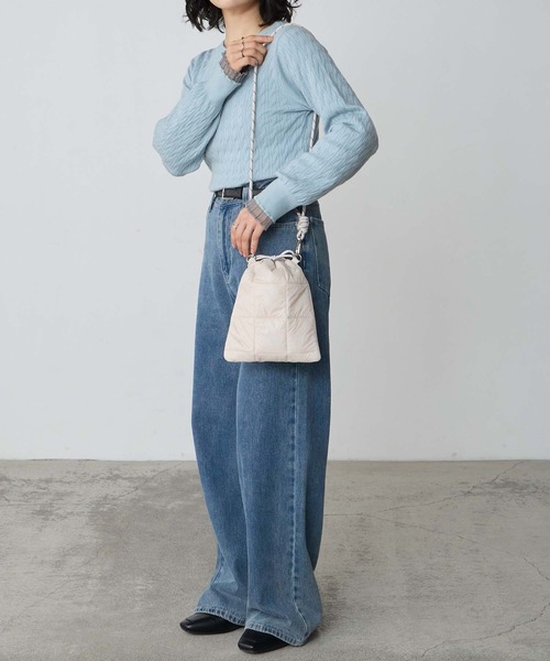 BONLECILL Marche(ボンルシールマルシェ)の「【BONLECILL Marche】《軽量》バイカラーキルトミニ巾着ショルダーバッグ(ショルダーバッグ・レディース・ブラック/ブラウン/アイボリー・FREE)」の9枚目の写真