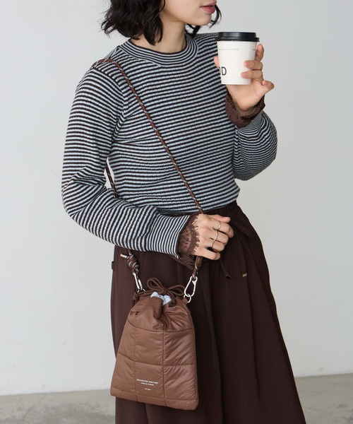 BONLECILL Marche(ボンルシールマルシェ)の「【BONLECILL Marche】《軽量》バイカラーキルトミニ巾着ショルダーバッグ(ショルダーバッグ・レディース・ブラック/ブラウン/アイボリー・FREE)」の11枚目の写真