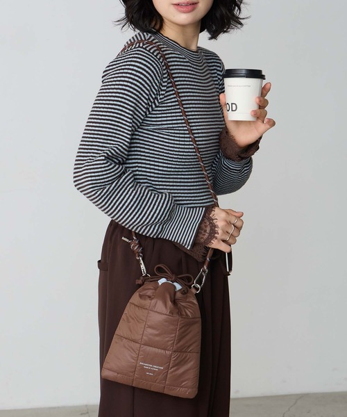 BONLECILL Marche(ボンルシールマルシェ)の「【BONLECILL Marche】《軽量》バイカラーキルトミニ巾着ショルダーバッグ(ショルダーバッグ・レディース・ブラック/ブラウン/アイボリー・FREE)」の10枚目の写真
