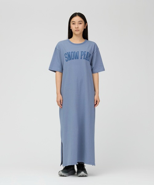 Snow Peak(スノーピーク)の「Snow Peak / Varsity Print Dress プリントTシャツワンピース(ワンピース・レディース・ライトブルー/チャコール/グレイッシュベージュ・3/1/2)」の1枚目の写真