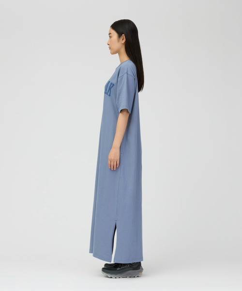 Snow Peak(スノーピーク)の「Snow Peak / Varsity Print Dress プリントTシャツワンピース(ワンピース・レディース・ライトブルー/チャコール/グレイッシュベージュ・3/1/2)」の6枚目の写真