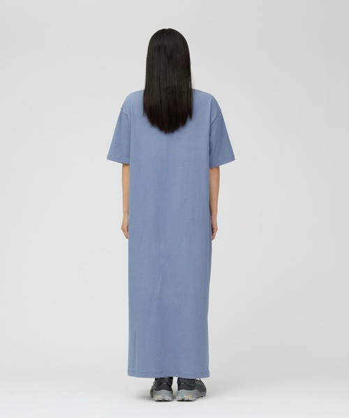 Snow Peak(スノーピーク)の「Snow Peak / Varsity Print Dress プリントTシャツワンピース(ワンピース・レディース・ライトブルー/チャコール/グレイッシュベージュ・3/1/2)」の7枚目の写真
