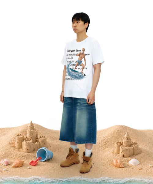 LAUGHER（ラファー）の「サーファーガイTシャツ - ホワイト（Tシャツ/カットソー・レディース・ホワイト・MEDIUM/LARGE/X-LARGE）」の5枚目の写真