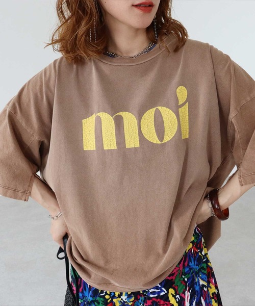 zena(ジェナ)の「moiヴィンテージロゴビッグTee(Tシャツ/カットソー・レディース・ブラウン/ブルー/アイボリー/チャコールグレー・FREE)」の22枚目の写真