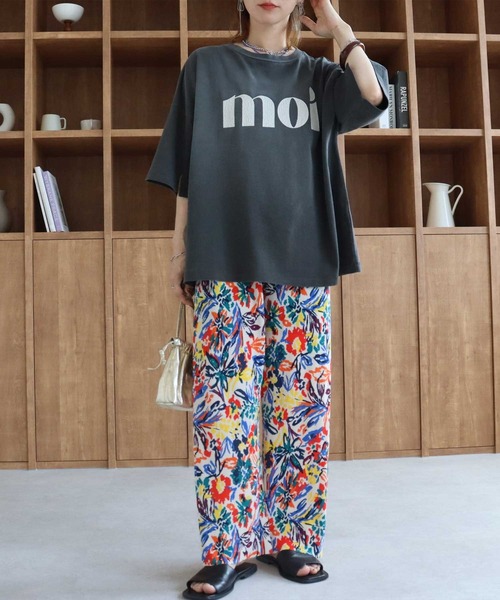 zena(ジェナ)の「moiヴィンテージロゴビッグTee(Tシャツ/カットソー・レディース・ブラウン/ブルー/アイボリー/チャコールグレー・FREE)」の18枚目の写真