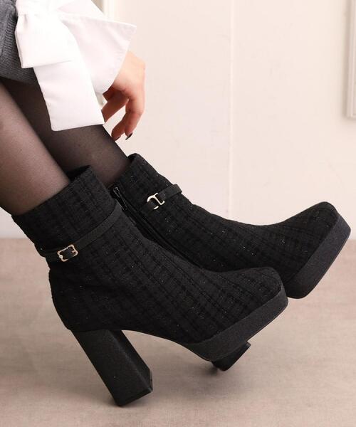ESPERANZA(エスペランサ)の「スクエアツイードショートブーツ(ブーツ・レディース・アイボリー系2/ブラック系2・M/L/LL/S)」の1枚目の写真